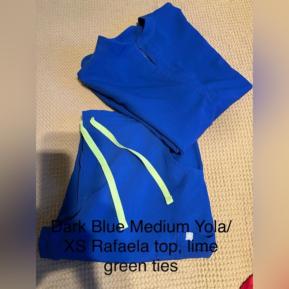 FIGS - Picture 14 of 16